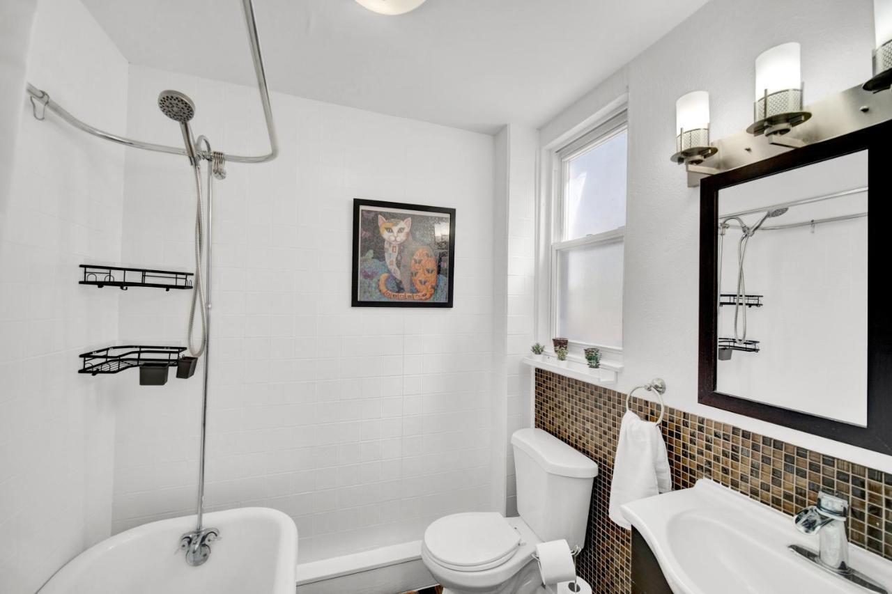 Logan Square Coach House Hotel Chicago Ngoại thất bức ảnh